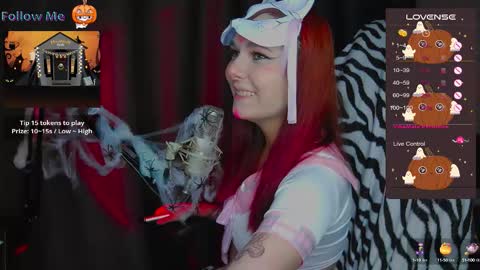 Chloe online show from October 7, 5:54 pm