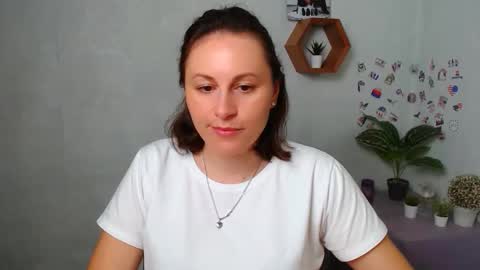 Snapshot of chloejill_ chatting on September 22, 3:41 am Chloe online show from September 22, 3:41 am