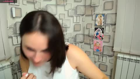 Snapshot of chloejill_ chatting on September 29, 8:52 am Chloe online show from September 29, 8:52 am
