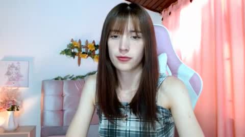 Chloe online show from December 4, 9:34 pm