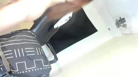 chloelana online show from April 15, 1:07 pm