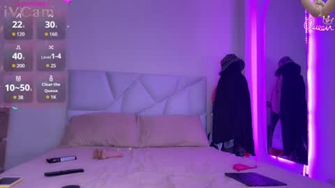 chloelopez_ online show from March 29, 6:46 am