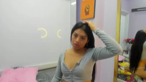 Snapshot of chloemartini_ chatting on February 4, 6:36 am ChloeSignup For Free Join my Fan Club online show from February 4, 6:36 am