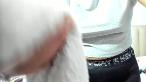 chloemiller   online show from February 9, 10:47 pm