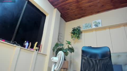 Chloe rosse online show from January 27, 1:37 am