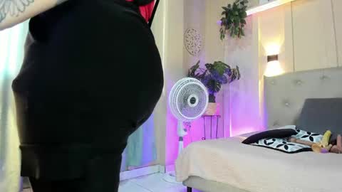 Chloe rosse online show from April 12, 1:05 pm