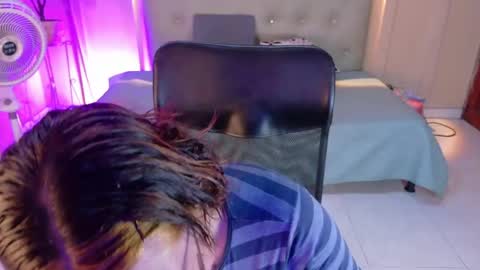 Chloe rosse online show from June 3, 1:19 am