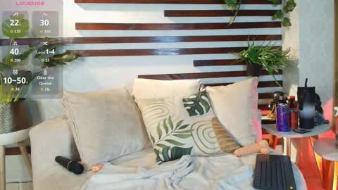 .. Chloe .. online show from January 31, 7:56 pm