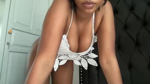 Snapshot of choclety chatting on February 22, 10:03 am choclety online show from February 22, 10:03 am