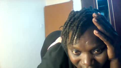 Snapshot of chocobabe002 chatting on January 18, 6:01 pm chocobabe002 online show from January 18, 6:01 pm