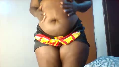 Snapshot of chocobabe002 chatting on February 11, 6:29 am chocobabe002 online show from February 11, 6:29 am