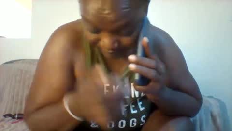 chocobabe002 online show from March 17, 5:11 am