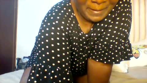 chocobabe002 online show from June 23, 5:33 pm
