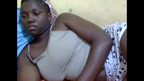 Snapshot of chocolate_baby2 chatting on June 4, 6:58 pm chocolate_baby2 online show from June 4, 6:58 pm