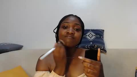 Snapshot of chocolate_desiree chatting on May 18, 9:26 am Lofti online show from May 18, 9:26 am