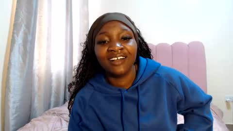Snapshot of chocolate_desiree chatting on August 2, 10:03 am Lofti online show from August 2, 10:03 am