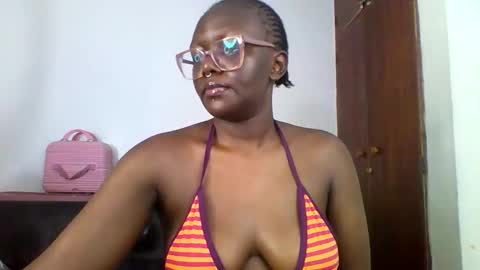 chocolate babes online show from October 26, 12:55 pm