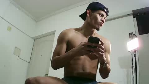 Snapshot of chocolate_sex436778 chatting on July 17, 10:58 pm thiango online show from July 17, 10:58 pm