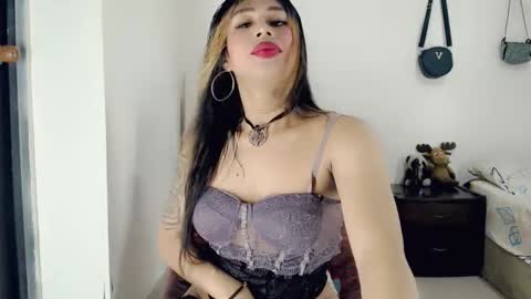 chocolatetriplex online show from October 21, 2:18 pm