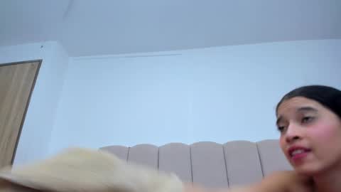 Snapshot of choeandbritany chatting on September 26, 2:10 pm ChoeANDbritany online show from September 26, 2:10 pm