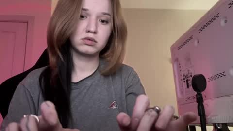 Lissa online show from April 22, 9:27 pm