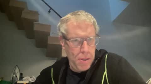 choupipat1 online show from March 2, 6:37 am