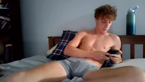 chri_i online show from October 10, 11:04 pm
