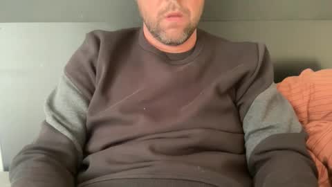 chris13abcd online show from October 4, 3:32 pm