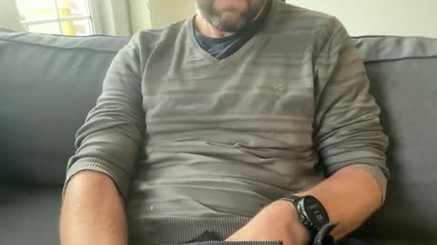 chris13abcd online show from December 1, 7:57 am