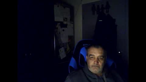 Chris online show from October 12, 4:00 am