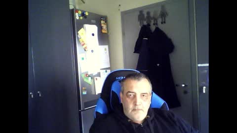 Chris online show from May 7, 12:10 pm