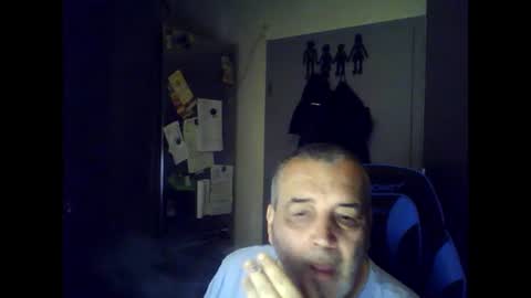Snapshot of chris250268 chatting on July 5, 5:03 am Chris online show from July 5, 5:03 am