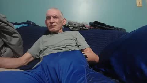 chris526520 online show from February 28, 5:03 pm