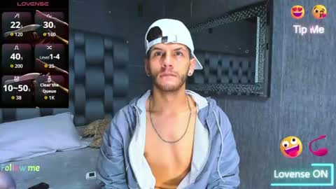 chris_grey2 online show from July 15, 12:21 pm