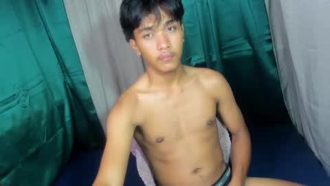 chris_hardfucker online show from March 8, 6:12 pm