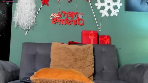 Snapshot of chris_macgregoor chatting on December 15, 2:19 am Chriz online show from December 15, 2:19 am