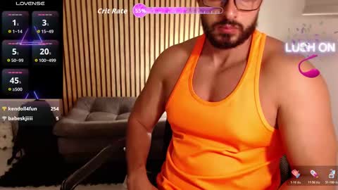 cris         Twitter magnum101010 insta magnumc20 online show from December 4, 2:10 am