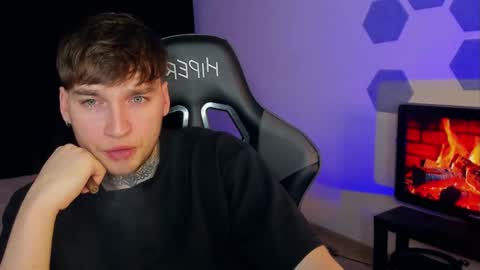 Chris Tyson online show from February 19, 8:52 pm