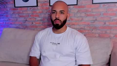 Chris Varden online show from April 11, 2:43 pm