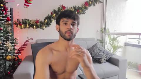 Snapshot of chrisandrew_ chatting on December 9, 3:22 pm Im Chirs IM MODEL INDEPENDT online show from December 9, 3:22 pm