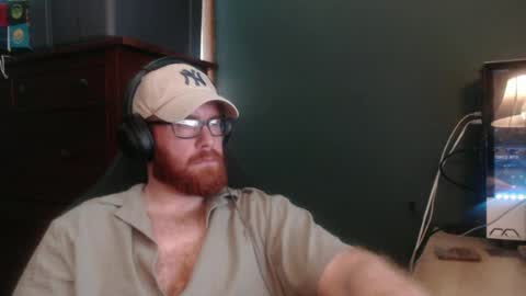 Snapshot of chrismg89 chatting on July 12, 2:52 pm chrismg89 online show from July 12, 2:52 pm