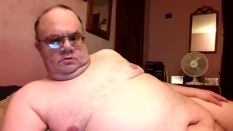 Snapshot of chrismini312 chatting on May 11, 1:55 am Chris The Jerk Off King online show from May 11, 1:55 am