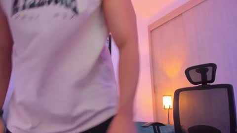 chrismorgan24 online show from March 6, 3:45 pm