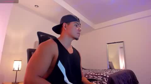 chrismorgan24 online show from January 16, 12:25 am