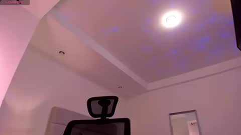 chrismorgan24 online show from March 14, 12:50 am