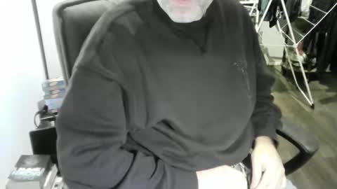 chrisprngr online show from February 9, 10:25 pm