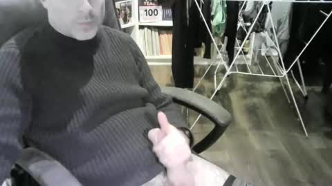 chrisprngr online show from February 12, 2:01 pm