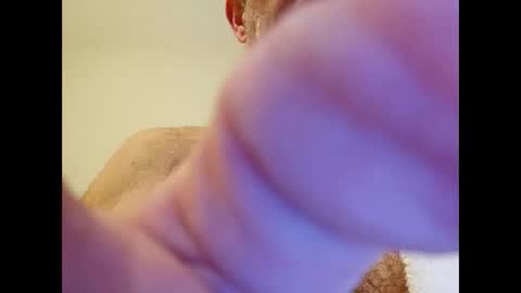 Chris online show from December 19, 4:23 am