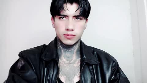 Snapshot of chriss_opp chatting on September 20, 1:45 pm CHRIS  INDEPENT MODEL online show from September 20, 1:45 pm