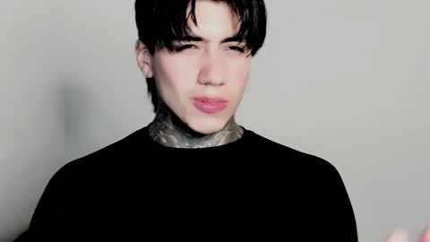 CHRIS  INDEPENT MODEL online show from October 30, 11:49 pm